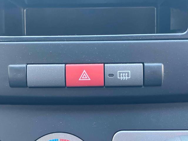 ミラ ＴＸ　ＣＶＴ　盗難防止システム　ＡＢＳ　衝突安全ボディ　エアコン　パワーステアリング　パワーウィンドウ　運転席エアバッグ　助手席エアバッグ（6枚目）