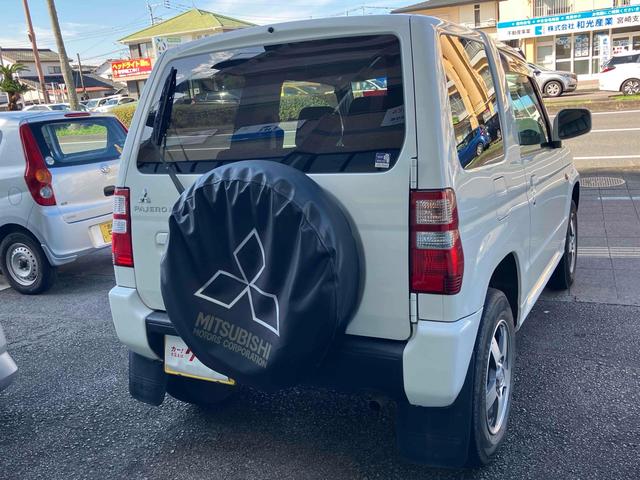 パジェロミニ  ナビ TV キーレスエントリー 電動格納ミラー AT CD DVD再生 アルミホイール 衝突安全ボディ エアコン パワーステアリング パワーウィンドウ 運転席エアバッグ 助手席エアバッグ(24枚目)