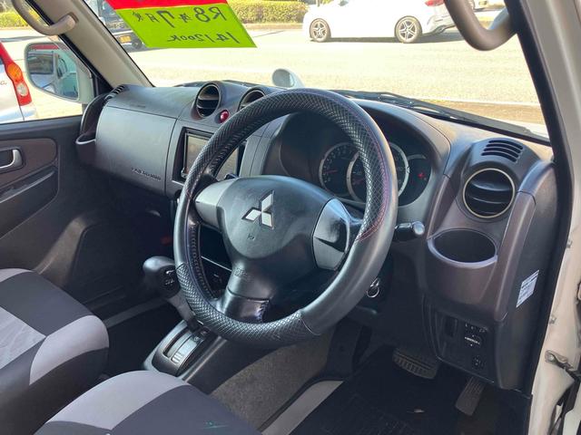 パジェロミニ  ナビ TV キーレスエントリー 電動格納ミラー AT CD DVD再生 アルミホイール 衝突安全ボディ エアコン パワーステアリング パワーウィンドウ 運転席エアバッグ 助手席エアバッグ(52枚目)