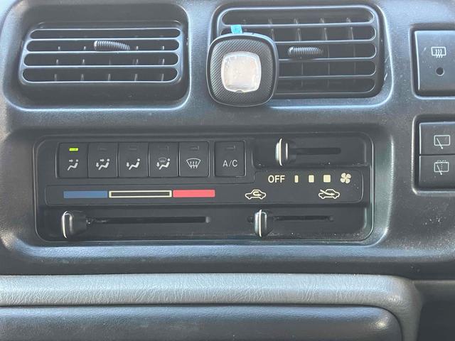 ジムニー XC 4WD ETC オートマチック ABS ルーフレール アルミホイール(4枚目)