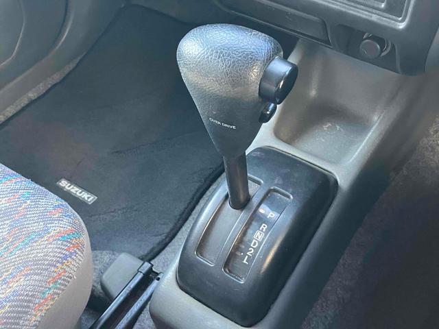 ジムニー XC 4WD ETC オートマチック ABS ルーフレール アルミホイール(6枚目)