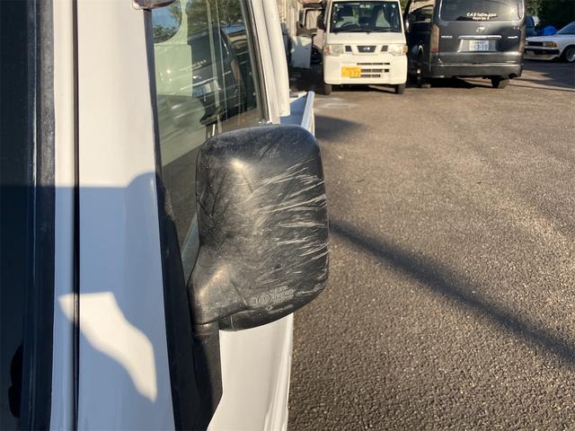 サンバートラック 軽トラ 4WD MT エアコン 運転席エアバッグ 三方開 ヘッドライトレベライザー(6枚目)