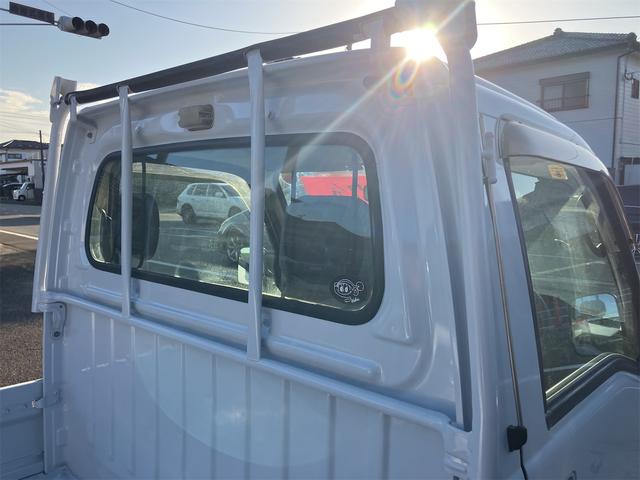 サンバートラック 軽トラ 4WD MT エアコン 運転席エアバッグ 三方開 ヘッドライトレベライザー(14枚目)