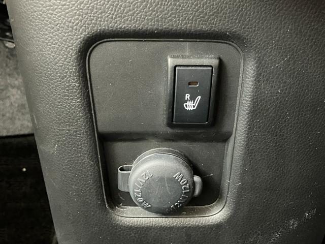 ワゴンＲ ハイブリッドＦＸ　バックカメラ　ナビ　ＴＶ　レーンアシスト　衝突被害軽減システム　オートライト　スマートキー　アイドリングストップ　電動格納ミラー　シートヒーター　ベンチシート　ＣＶＴ　ＥＳＣ　ＣＤ　ＤＶＤ再生　ＵＳＢ（10枚目）