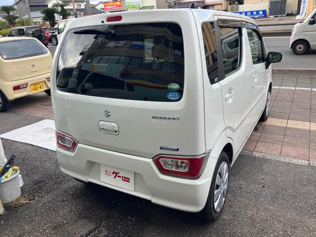 ワゴンＲ ハイブリッドＦＸ　バックカメラ　ナビ　ＴＶ　レーンアシスト　衝突被害軽減システム　オートライト　スマートキー　アイドリングストップ　電動格納ミラー　シートヒーター　ベンチシート　ＣＶＴ　ＥＳＣ　ＣＤ　ＤＶＤ再生　ＵＳＢ（14枚目）