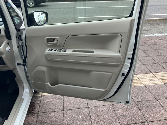 ワゴンＲ ハイブリッドＦＸ　バックカメラ　ナビ　ＴＶ　レーンアシスト　衝突被害軽減システム　オートライト　スマートキー　アイドリングストップ　電動格納ミラー　シートヒーター　ベンチシート　ＣＶＴ　ＥＳＣ　ＣＤ　ＤＶＤ再生　ＵＳＢ（61枚目）