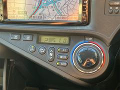 気温に合わせて直感的に操作することで、車内をいつでも快適に保てます。 6