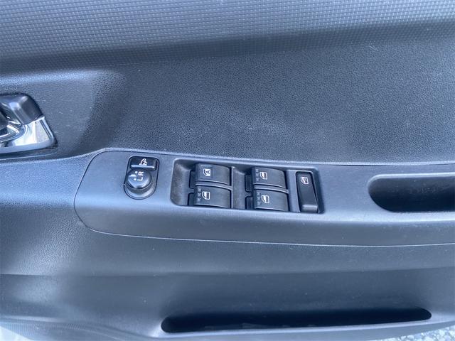 ムーヴコンテ カスタム　Ｘ　スマートキー　電動格納ミラー　ベンチシート　ＣＶＴ　ＣＤ　エアコン　パワーステアリング　パワーウィンドウ（8枚目）