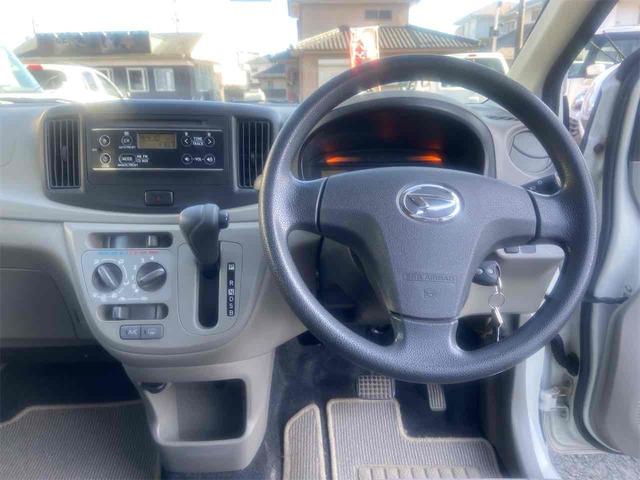 ミライース Ｌ　スマートセレクションＳＡ　ドライブレコーダー　衝突被害軽減システム　キーレスエントリー　アイドリングストップ　ＣＶＴ　盗難防止システム　ＡＢＳ　ＥＳＣ　ＣＤ　ミュージックプレイヤー接続可　衝突安全ボディ　エアコン（2枚目）