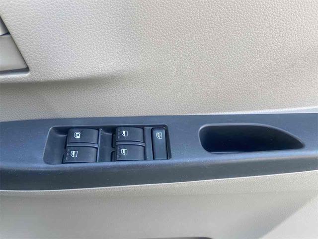 ミライース Ｌ　スマートセレクションＳＡ　ドライブレコーダー　衝突被害軽減システム　キーレスエントリー　アイドリングストップ　ＣＶＴ　盗難防止システム　ＡＢＳ　ＥＳＣ　ＣＤ　ミュージックプレイヤー接続可　衝突安全ボディ　エアコン（8枚目）