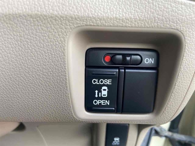 Ｎ－ＢＯＸ Ｇ・Ｌパッケージ　両側スライド・片側電動　ナビ　ＴＶ　Ｂｌｕｅｔｏｏｔｈ付　スマートキー　アイドリングストップ　ベンチシート　ＣＶＴ　盗難防止システム　ＡＢＳ　チップアップシート　アルミホイール　エアコン（9枚目）