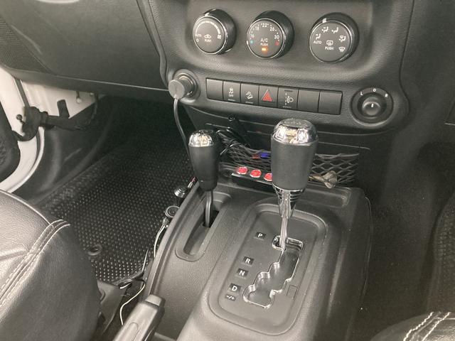 �{�^�����傫�����쐫�̗ǂ��V�t�g���ł��I���s���[�h�̐؊����X�C�b�`�����삵�₷���ʒu�ł��ˁI