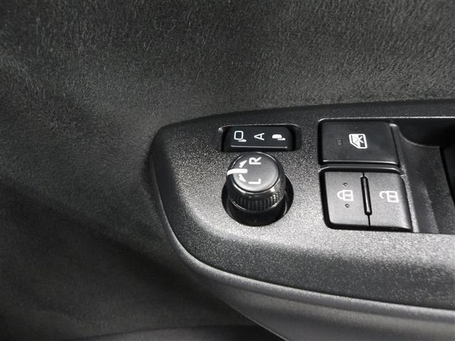 ヤリス ハイブリッドＸ　カーテンエアバッグ　ワイヤレスキー　ＡＢＳ　ナビ　オートクルーズ　Ｗエアバック　パワーウィンドウ　オートエアコン　ＥＴＣ　エアバック　メモリーナビ　パワーステアリング　横滑り防止システム（8枚目）