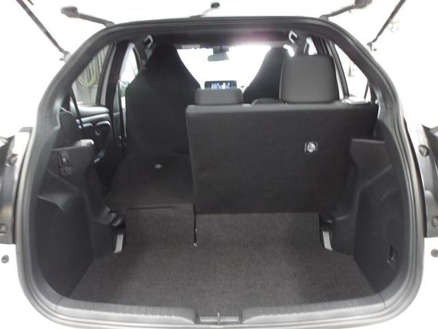 ヤリス ハイブリッドＸ　カーテンエアバッグ　ワイヤレスキー　ＡＢＳ　ナビ　オートクルーズ　Ｗエアバック　パワーウィンドウ　オートエアコン　ＥＴＣ　エアバック　メモリーナビ　パワーステアリング　横滑り防止システム（15枚目）