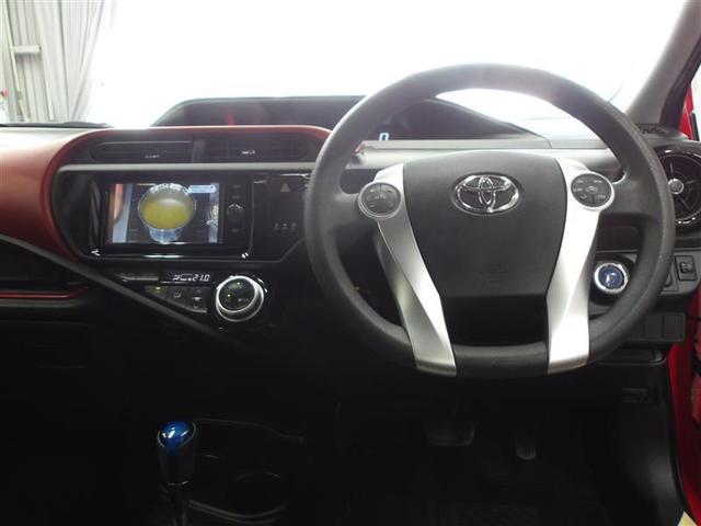 アクア Ｓ　スマートキープッシュスタート　キーレスエントリ　ドラレコ付　フルセグ地デジ　イモビ　ナビ＆ＴＶ　オートエアコン　デュアルエアバック　ＥＳＣ　Ｂカメラ　パワーウィンドウ　ＥＴＣ　ＤＶＤ再生可能　ＳＲＳ（4枚目）