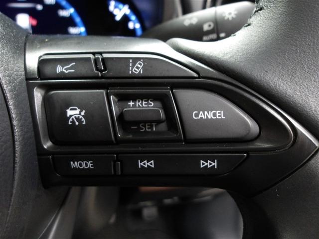 ヤリスクロス ハイブリッドＺ　ドライブレコーダ　インテリジェントキー　アルミホイル　ＬＥＤライト　１オ－ナ－　リアカメラ　クルーズコントロール　横滑り防止システム　ＴＶ　電動シ－ト　パワステ　オートエアコン　キーフリー　ＥＴＣ付き（8枚目）