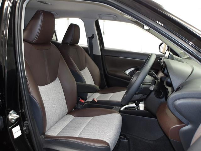 ヤリスクロス ハイブリッドＺ　ドライブレコーダ　インテリジェントキー　アルミホイル　ＬＥＤライト　１オ－ナ－　リアカメラ　クルーズコントロール　横滑り防止システム　ＴＶ　電動シ－ト　パワステ　オートエアコン　キーフリー　ＥＴＣ付き（13枚目）