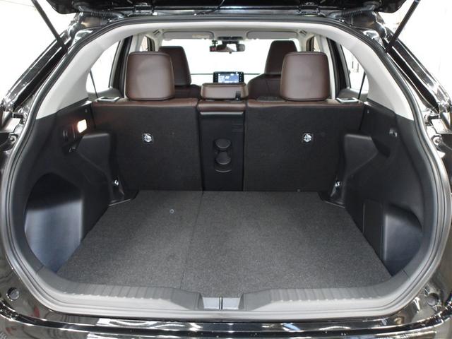 ヤリスクロス ハイブリッドＺ　ドライブレコーダ　インテリジェントキー　アルミホイル　ＬＥＤライト　１オ－ナ－　リアカメラ　クルーズコントロール　横滑り防止システム　ＴＶ　電動シ－ト　パワステ　オートエアコン　キーフリー　ＥＴＣ付き（16枚目）