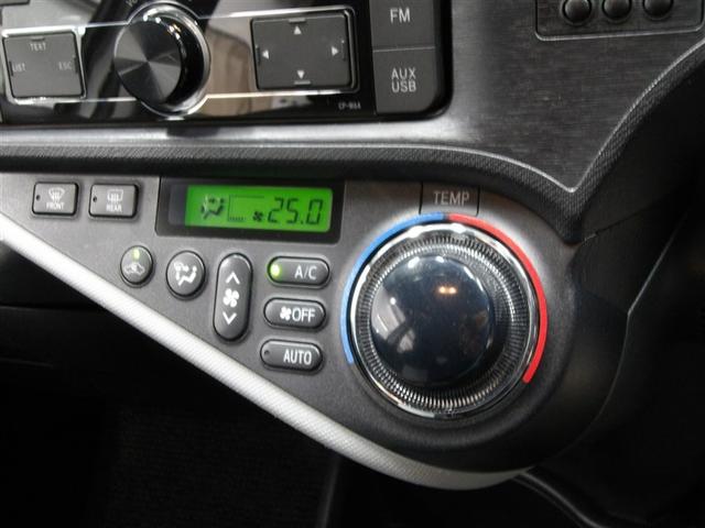 アクア Ｓ　スマートキープッシュスタート　キーレスエントリ　イモビ　ワンオーナー車　オートエアコン　デュアルエアバック　ＥＳＣ　パワーウィンドウ　ＥＴＣ　アルミホイール　ＳＲＳ　パワーステアリング　ＡＢＳ（6枚目）