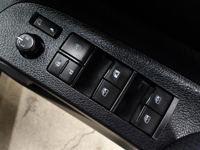 シエンタ ハイブリッドＧ　ブレーキサポート　Ｂカメラ　地デジ　１オーナー　ＤＶＤ　キーフリー　スマキー　横滑り防止システム　メモリナビ　ナビＴＶ　ＥＴＣ　イモビライザー　運転席エアバック　アルミホイール　フルオートエアコン（12枚目）