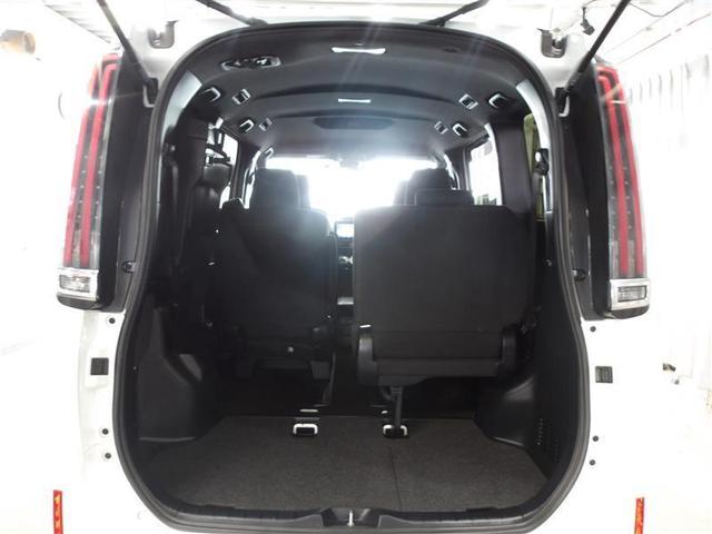 ノア ハイブリッドＧ　スマートエントリー　バックガイドモニター　ワンオーナー車　エアコン　フルセグテレビ　ＤＶＤ再生可能　オートクルーズ　盗難防止　ＬＥＤライト　リアエアコン　ＴＶナビ　ドラレコ　ＥＴＣ　ＡＷ　横滑防止（15枚目）