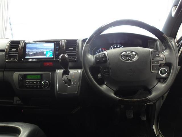 ハイエースバン スーパーＧＬ　ダークプライムＩＩ　Ｂモニター　ＡＣ　ＥＴＣ車載器　フルセグテレビ　ナビ＆ＴＶ　横滑り防止装置　ＬＥＤヘットライト　パワーウィンド　ダブルエアコン　スマキー　パワーステアリング　ＡＢＳ　ドライブレコーダー　エアバッグ（4枚目）
