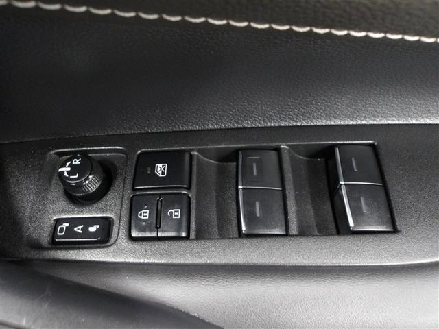 カローラスポーツ ハイブリッドＧ　ワンオーナー車　オートエアコン　クルーズコントロール　ＴＶ　盗難防止システム　ＬＥＤヘッドライト　試乗車ＵＰ　バックモニター　スマートキー　キーレス　ＥＴＣ　フルセグ　横滑り防止装置　ＡＣ１００Ｖ（12枚目）