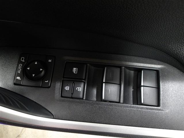 ＲＡＶ４　ＰＨＶ Ｇ　Ｚ　１オーナー　衝突軽減装置　ＬＥＤ　パノラマルーフ　パワーシート　ドライブレコーダー　キーレス　メモリナビ　フルセグＴＶ　オートクルーズコントロール　ＥＴＣ　盗難防止装置　４ＷＤ　スマートキー　ＡＷ（12枚目）