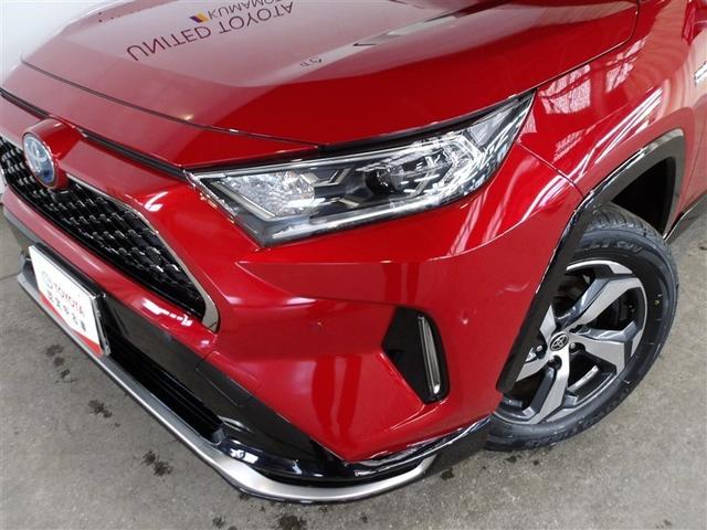 ＲＡＶ４　ＰＨＶ Ｇ　Ｚ　１オーナー　衝突軽減装置　ＬＥＤ　パノラマルーフ　パワーシート　ドライブレコーダー　キーレス　メモリナビ　フルセグＴＶ　オートクルーズコントロール　ＥＴＣ　盗難防止装置　４ＷＤ　スマートキー　ＡＷ（18枚目）