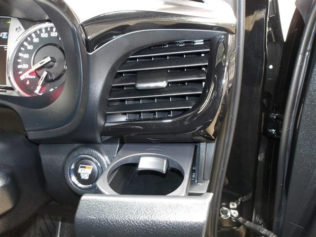 ハイラックス Ｚ　ＧＲスポーツ　展示車　キーレス　オートクルーズ　アルミホイール　Ｂカメラ　メモリーナビ　フルオートエアコン　横滑防止装置　スマキー　パワーステアリング　ＬＥＤライト　パートタイム４ＷＤ　パワーウィンドウ　電動シート（10枚目）