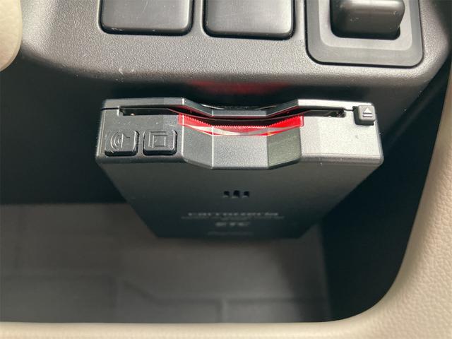 eKワゴン E ETC キーレスエントリー 電動格納ミラー シートヒーター ベンチシート CVT ABS CD USB 衝突安全ボディ エアコン パワーステアリング パワーウィンドウ(6枚目)