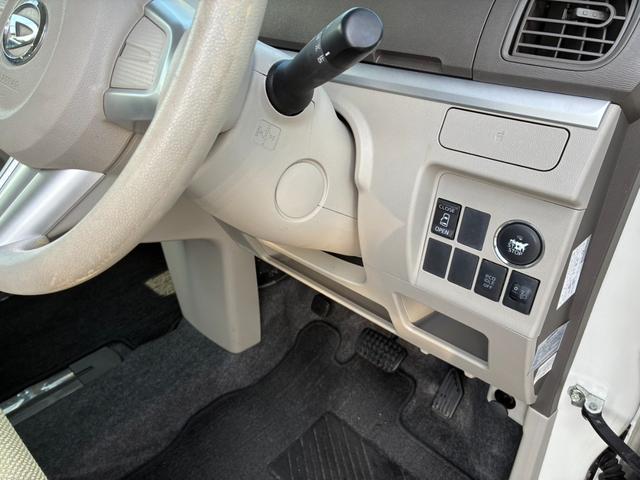 タント Ｘ　ナビ　ＴＶ　スマートキー　左側パワースライドドア　セキュリティーアラーム　アイドリングストップ（11枚目）