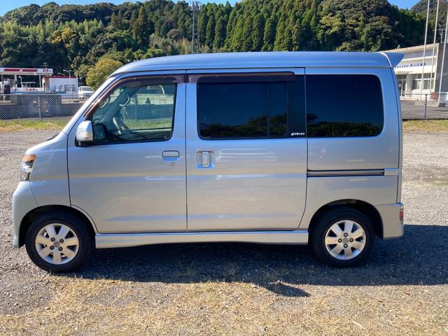 アトレーワゴン カスタムターボRSリミテッド ターボ 左リアドアパ電動スライドドア フルフラット アルミホイール ETC キーレス HIDヘッドライト フォグランプ ベンチシート オートエアコ(4枚目)