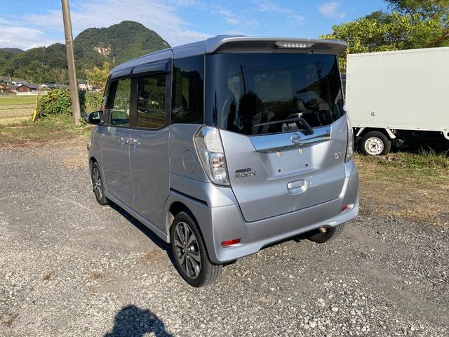 デイズルークス ハイウェイスター　ターボ　純正ナビ　アラウンドビューモニター　両側パワースライドドア　車線逸脱警報　プッシュスタート　ＥＴＣ　アイドリングストップ　スマートキー（8枚目）