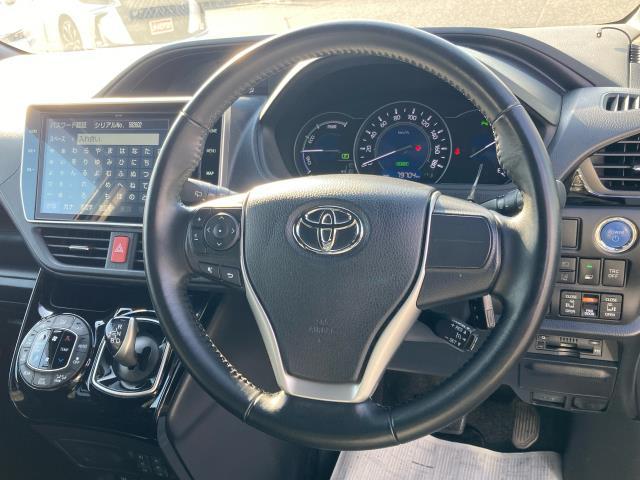 ヴォクシー ハイブリッドＺＳ（3枚目）