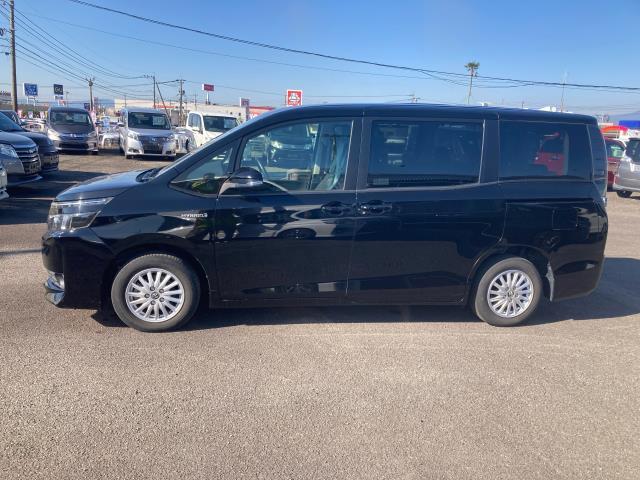 ヴォクシー ハイブリッドＶ（7枚目）