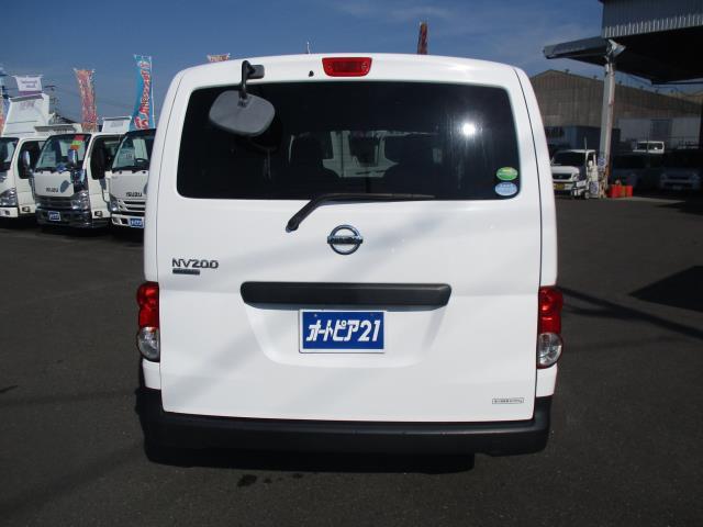 日産 ＮＶ２００バネットバン