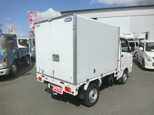 日産 ＮＴ１００クリッパートラック