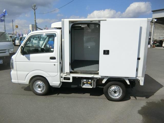 日産 ＮＴ１００クリッパートラック