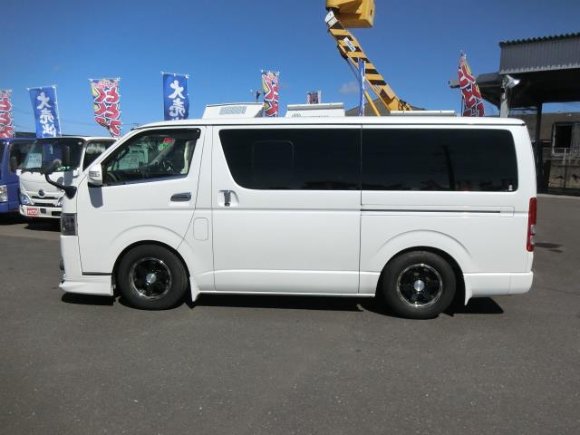 レジアスエースバン スーパーＧＬ　ダークプライム（2枚目）