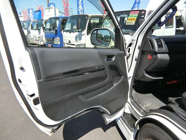 レジアスエースバン スーパーＧＬ　ダークプライム（9枚目）