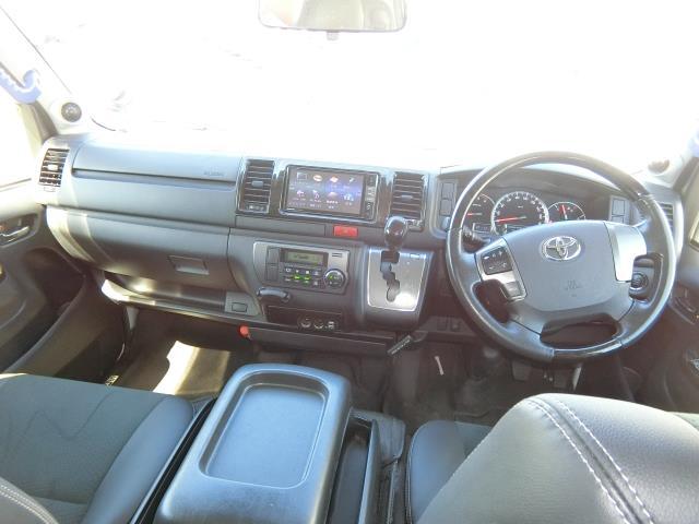 レジアスエースバン スーパーＧＬ　ダークプライム（11枚目）