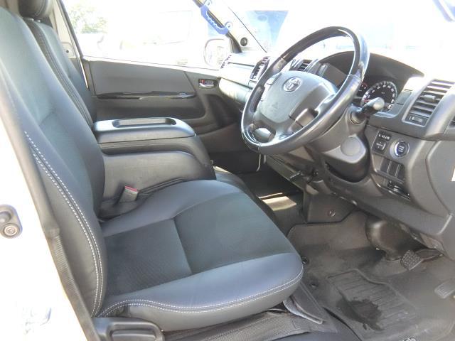 レジアスエースバン スーパーＧＬ　ダークプライム（12枚目）