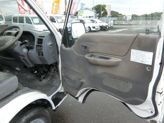 デリカトラック 積載８５０ｋｇ－４ＷＤディーゼル（13枚目）