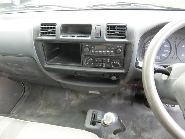 デリカトラック 積載８５０ｋｇ－４ＷＤディーゼル（18枚目）