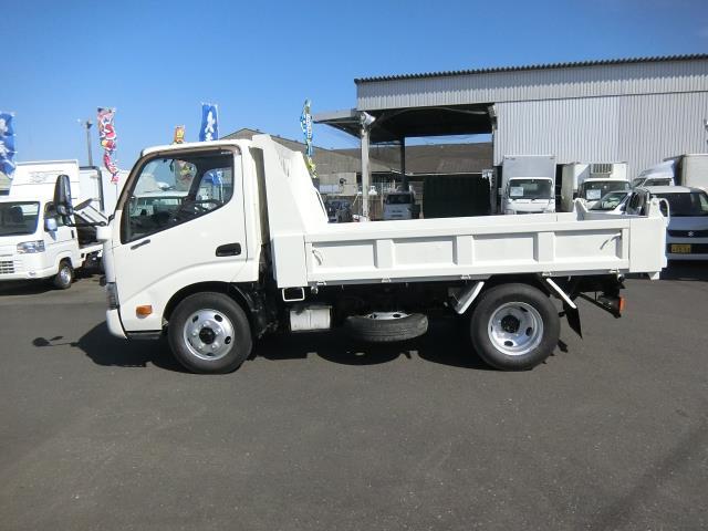 デュトロ 積載３０００ｋｇ－全低床強化ダンプ（2枚目）