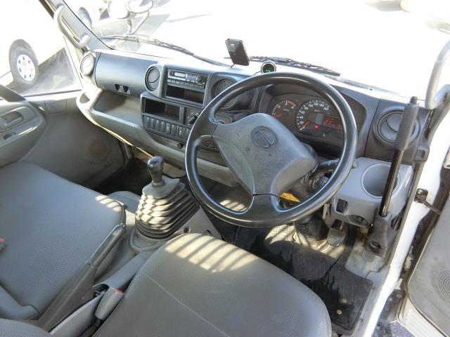 デュトロ 積載３０００ｋｇ－全低床強化ダンプ（11枚目）