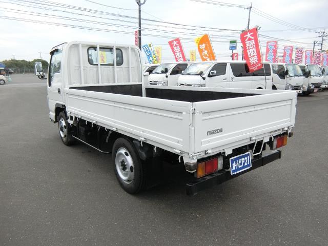 タイタントラック 積載１５００ｋｇ－４ＷＤ平ボディー（3枚目）