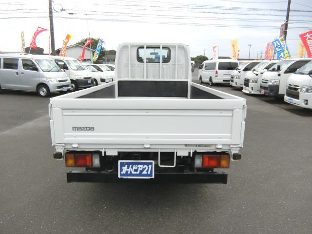 タイタントラック 積載１５００ｋｇ－４ＷＤ平ボディー（4枚目）