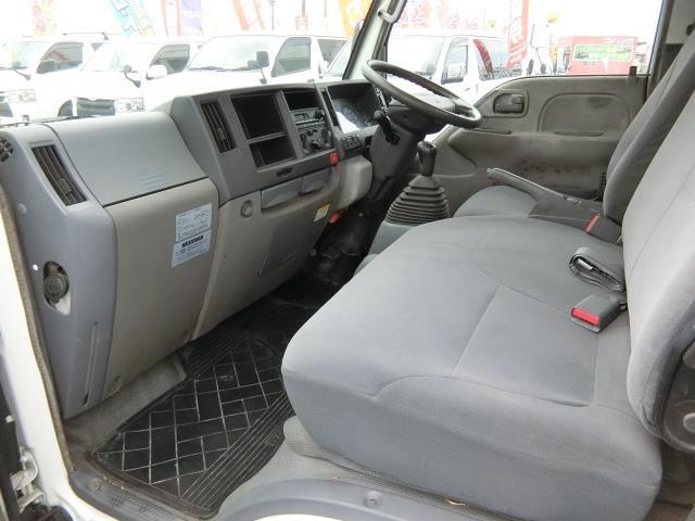 タイタントラック 積載１５００ｋｇ－４ＷＤ平ボディー（10枚目）